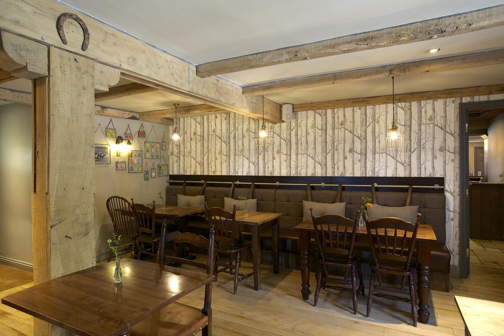 Crab & Boar Newbury  Exterior photo